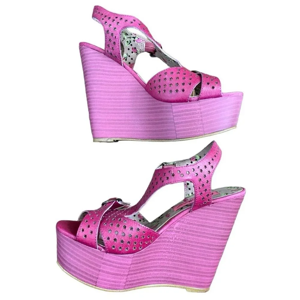 Betsey Johnson Women’s 6 Pink Calico Star Cutout Platform Shoes
